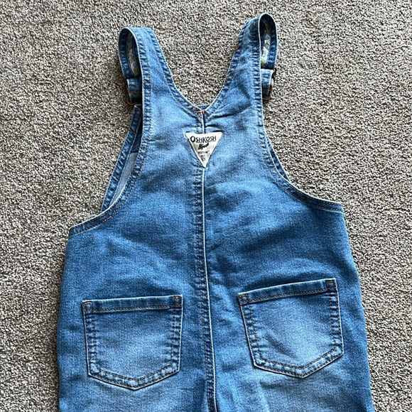 Great Condition! OshKosh B’Gosh Vestbak Stretch Overalls, Floral Lined 3T - Picture 5 of 5